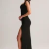 Vestido largo Elva de modal con cuello corazón y cintura drapeada en negro