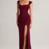 Vestido largo Elva de modal con cuello corazón y cintura fruncida en color vino