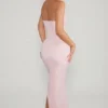 Vestido largo Palermo con cuello vuelto y tirantes finos adornados en color rosa palo