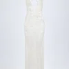 Vestido largo sin espalda con adornos Lanai en blanco