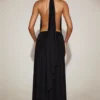 Vestido largo sin espalda con cuello halter de jersey suave Merryth en negro