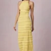 Vestido largo sin espalda con cuello halter y volantes Tove en amarillo limón
