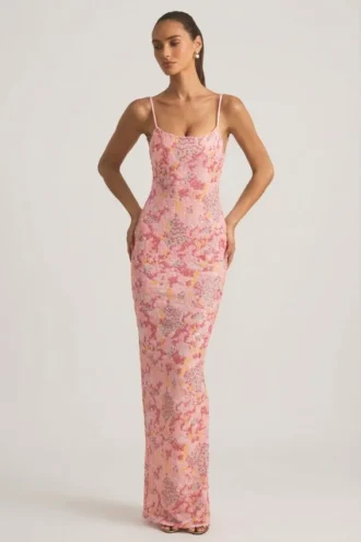 Vestido largo sin espalda con cuello redondo y adornos Tavira en rosa