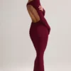 Vestido largo sin espalda con fruncidos Regine de modal en color vino