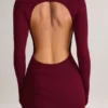 Vestido largo sin espalda con fruncidos Regine de modal en color vino