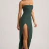 Vestido largo sin tirantes con cuello cowl y adornos de La Rochette en verde esmeralda