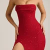 Vestido largo sin tirantes con cuello vuelto y adornos de La Rochette en rojo intenso