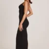 Vestido largo Soreia de modal con cuello cuadrado en negro