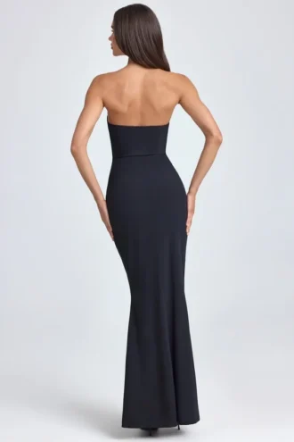 Vestido largo tipo corsé con volantes y escote bandeau Tallullah en negro
