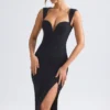Vestido midi Aiko con cuello corazón en negro