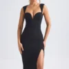 Vestido midi Aiko con cuello corazón en negro