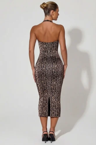 Vestido midi ajustado con cuello halter y capas Ismay en estampado de leopardo