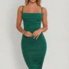 Vestido midi ajustado con cuello vuelto y fruncidos «You’re My Type» en verde