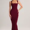 Vestido midi ajustado de cuello cuadrado Ainslee en modal color vino