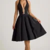 Vestido midi Angelina con cuello halter y lazo en negro