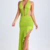 Vestido midi asimétrico con escote halter y aberturas Manami en verde lima