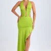 Vestido midi asimétrico con escote halter y aberturas Manami en verde lima
