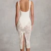 Vestido midi-axo Caia de encaje transparente con escote pronunciado y flecos en blanco