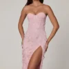 Vestido midi-axo con cordones y abertura Eudora en rosa suave