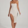 Vestido midi bandeau con cuello cowl y adornos Verbier en color marfil