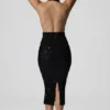 Vestido midi con aberturas y espalda abierta Harlyn en negro