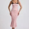 Vestido midi con cola de pez y detalle de sujetador en capas Valentina en rosa con lunares