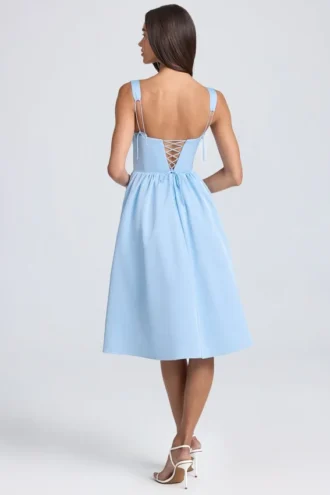 Vestido midi con corsé drapeado Marguerite en azul claro