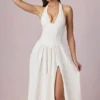 Vestido midi con cuello halter de modal y bordado inglés Farrah en blanco