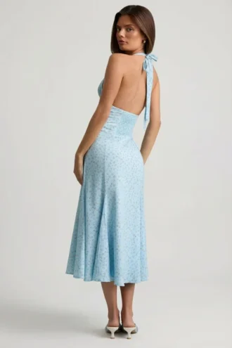 Vestido midi con cuello halter Elonia con estampado floral azul
