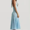 Vestido midi con cuello halter Elonia con estampado floral azul