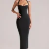 Vestido midi con cuello halter Landen en negro