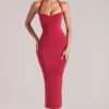 Vestido midi con cuello halter Landen en rojo cereza