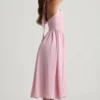 Vestido midi con cuello halter y detalles de botones Orlena en rosa suave