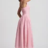Vestido midi de corte A con detalle de lazo y bordado inglés de Saidey en rosa suave