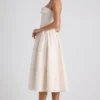 Vestido midi de popelín con pinzas y ribete de encaje Esmeralda en color marfil