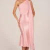 Vestido midi Giada con detalle de pañuelo en rosa palo