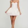 Vestido midi-longo convertible con detalle de lazo y bajo abullonado Gloriana en color marfil