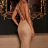 Vestido midi sin espalda con escote pronunciado de encaje metalizado Bellara en dorado