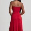 Vestido midi sin tirantes de corte A en jersey elástico Joely en rojo intenso