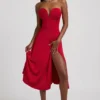 Vestido midi sin tirantes de corte A en jersey elástico Joely en rojo intenso