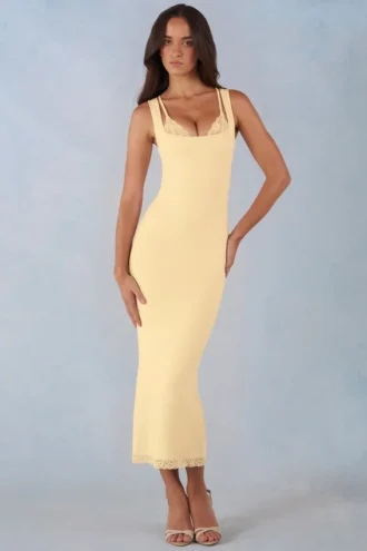 Vestido midi Sorelle con ribete de encaje en modal, color amarillo mantequilla