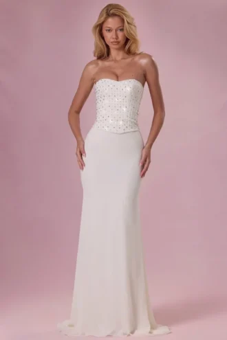 Vestido sin tirantes con corsé adornado Melora en color marfil