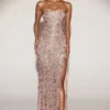 Vestido sin tirantes con cuello bandeau y adornos Solenna en oro rosa