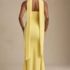 Vestido sin tirantes con detalle de pañuelo Imogene en amarillo pastel