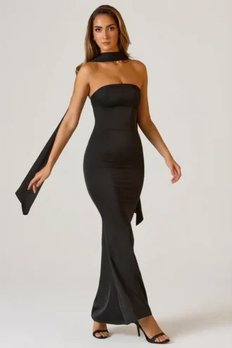 Vestido sin tirantes con detalle de pañuelo Mandi en negro
