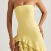 Vestido sin tirantes con volantes Diletta en amarillo pastel