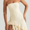 Vestido sin tirantes con volantes Diletta en color marfil
